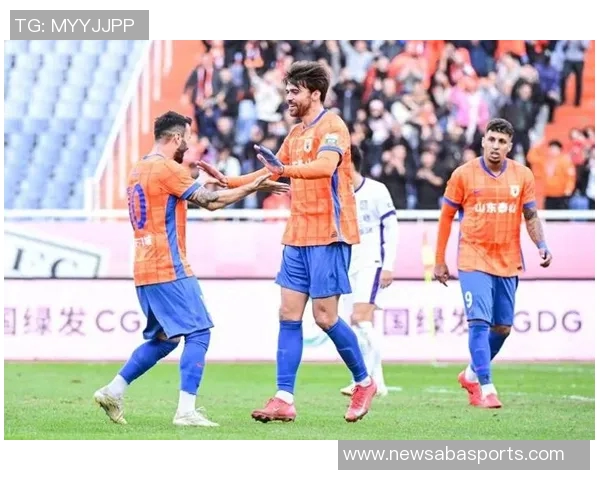 克雷桑精彩表现助力泰山队大胜对手5-1再添一城