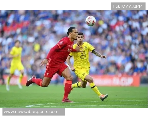 范迪克在社交媒体发声激励球队团结奋进共同追求胜利